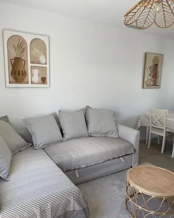 Les De Saint Brice 2 Tatil Evi Ares