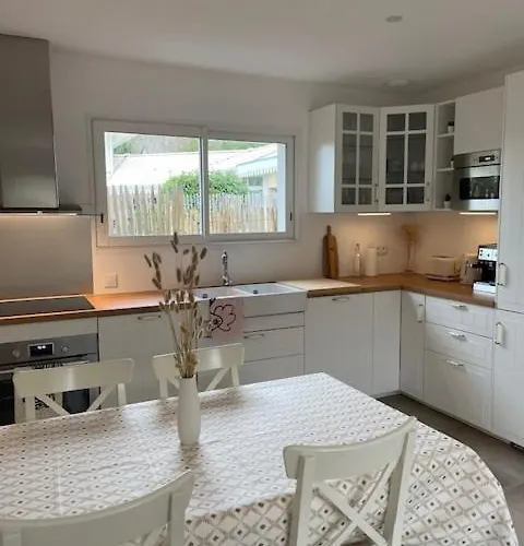 Les De Saint Brice 2 * Ares